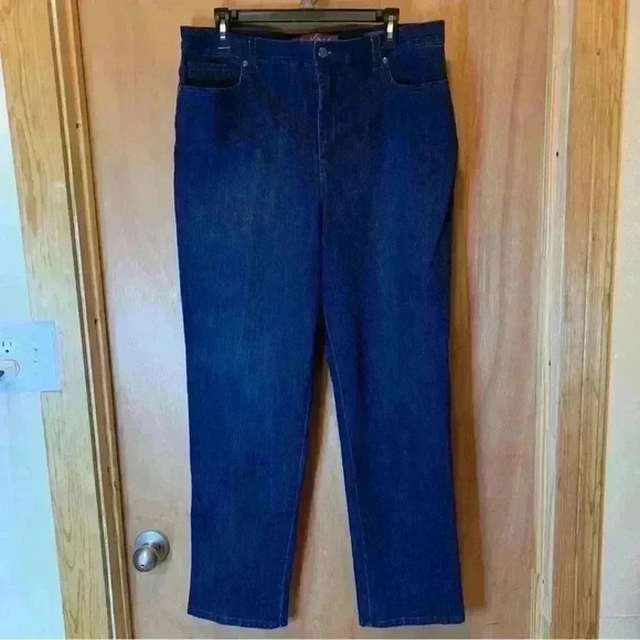 Gloria Vanderbilt Amanda Indigo Straight Leg Jeans Women's 16 - Picture 1 of 16